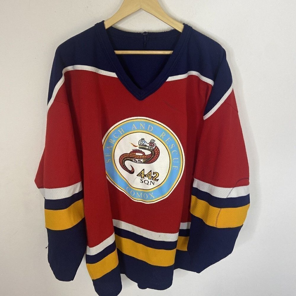 Vintage Comox Sqn 442 Search‎ Rescue Hockey Jersey XL Royal Canadian Airforce